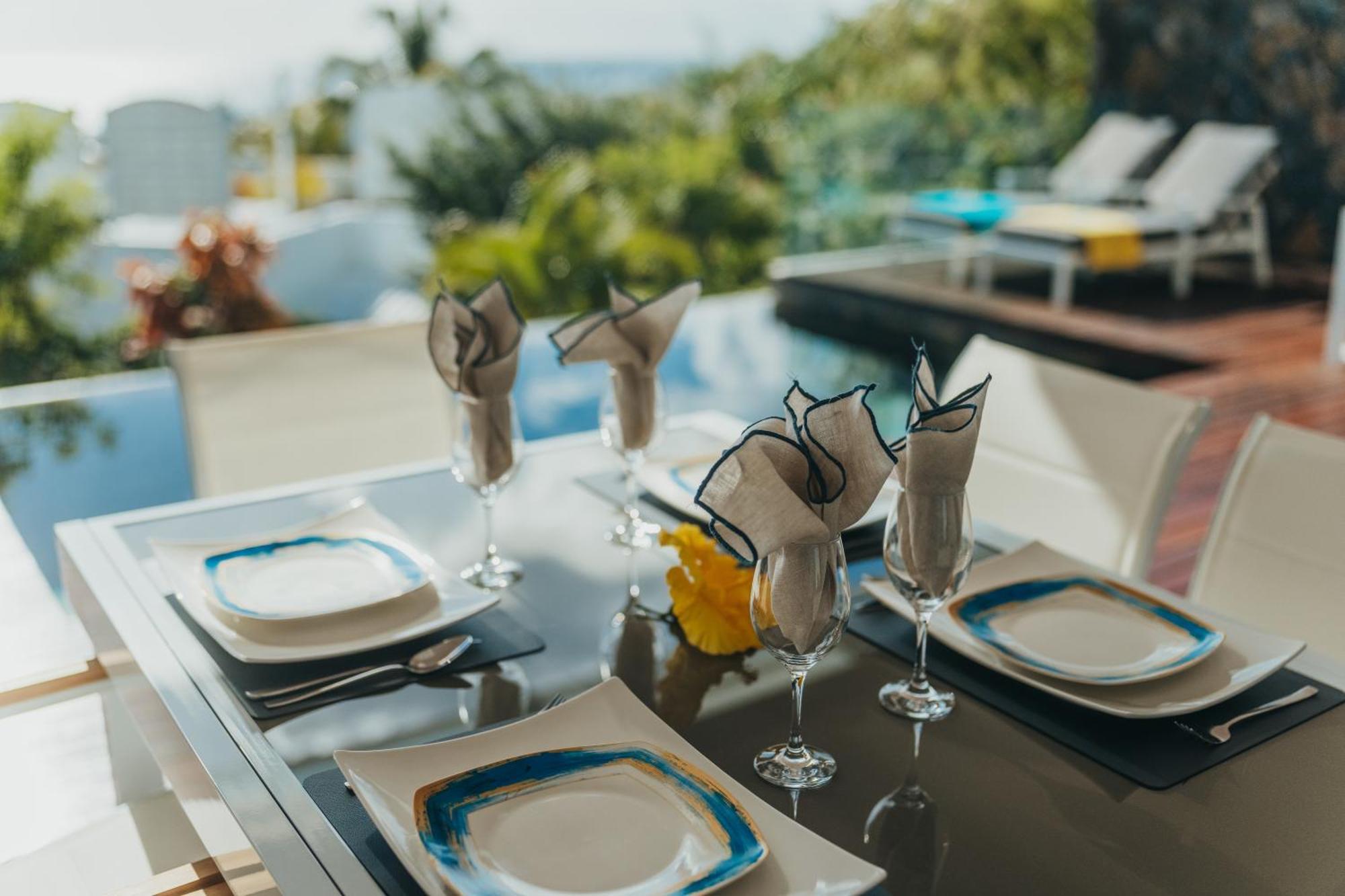 Rivière Noire Appartement De Luxe Piscine Et Vue Mer מראה חיצוני תמונה