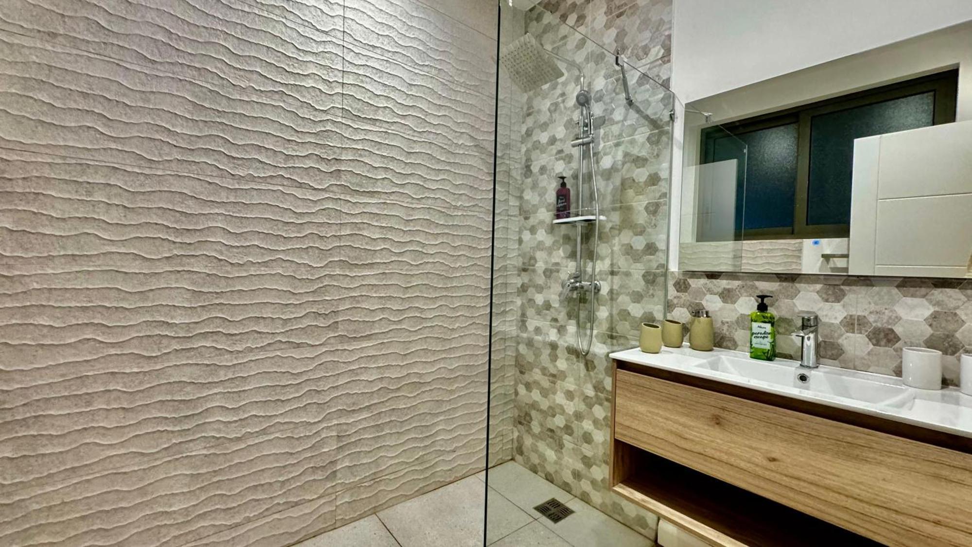 Rivière Noire Appartement De Luxe Piscine Et Vue Mer מראה חיצוני תמונה